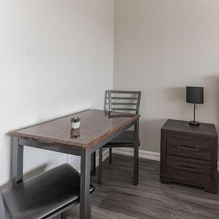 Bargain Downtown Memphis Apartment W Amenities Екстер'єр фото