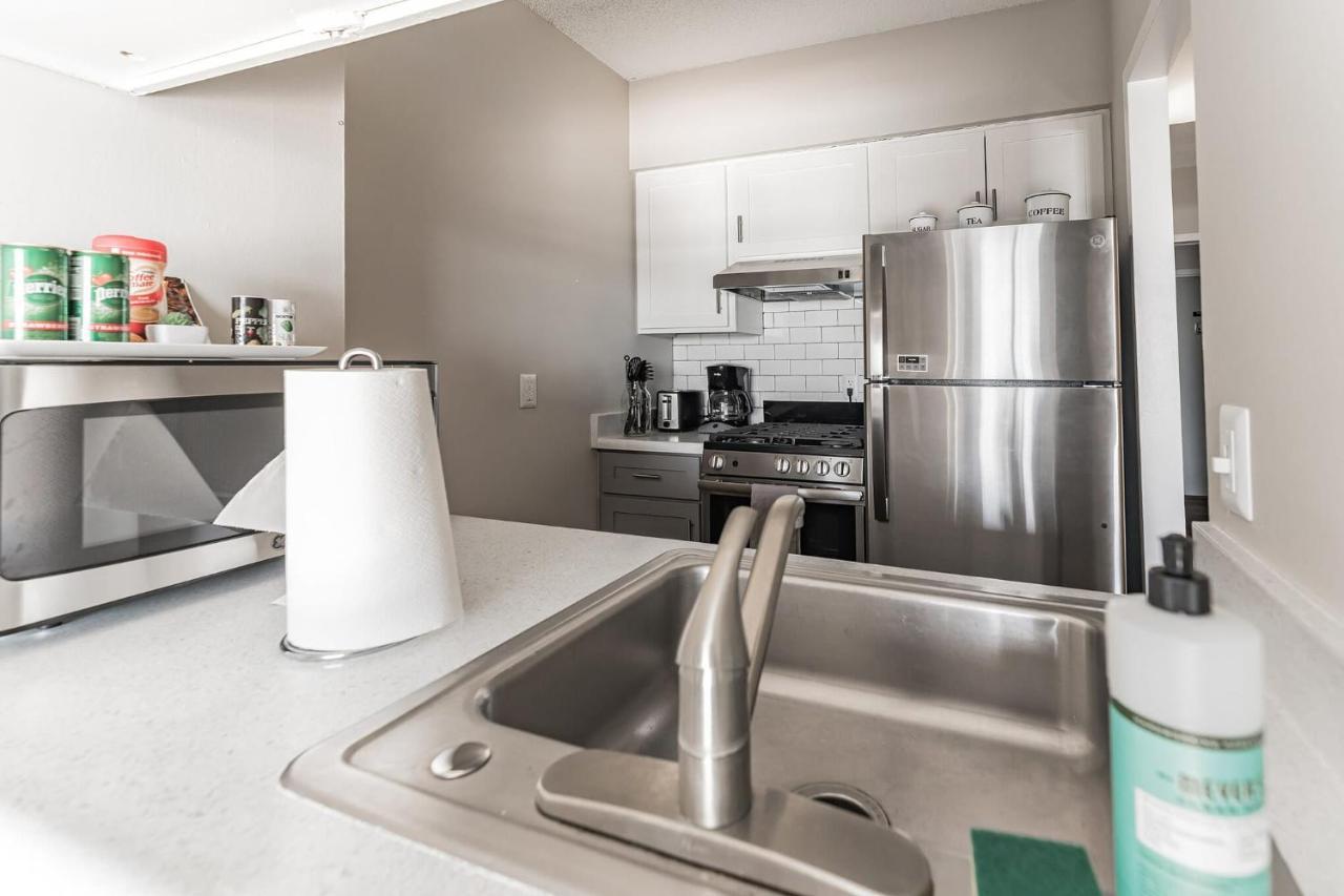 Bargain Downtown Memphis Apartment W Amenities Екстер'єр фото