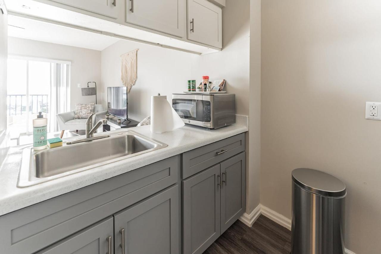 Bargain Downtown Memphis Apartment W Amenities Екстер'єр фото