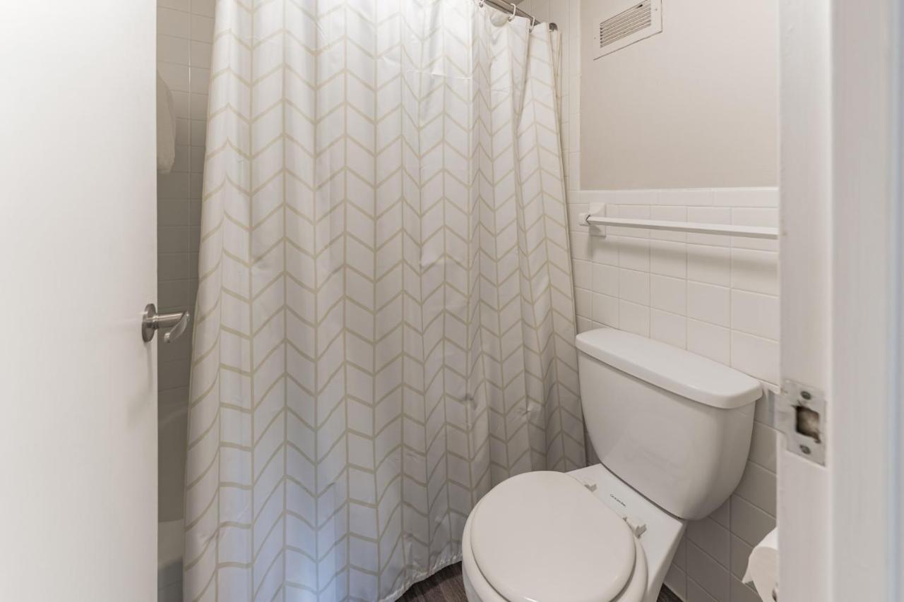 Bargain Downtown Memphis Apartment W Amenities Екстер'єр фото